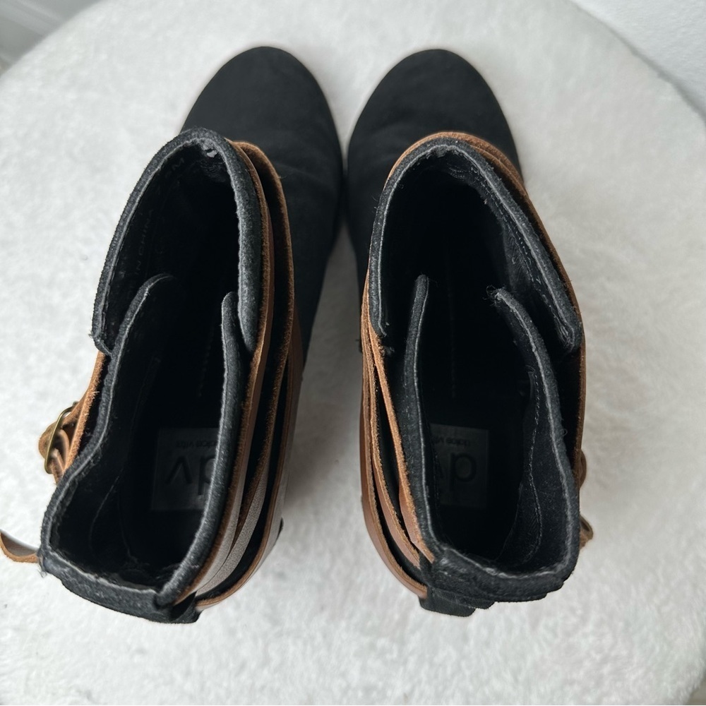 DV by Dolce Vita Black Brown Suede Ankle Boots Strappy Buckle Size 7.5 - Picture 7 of 12